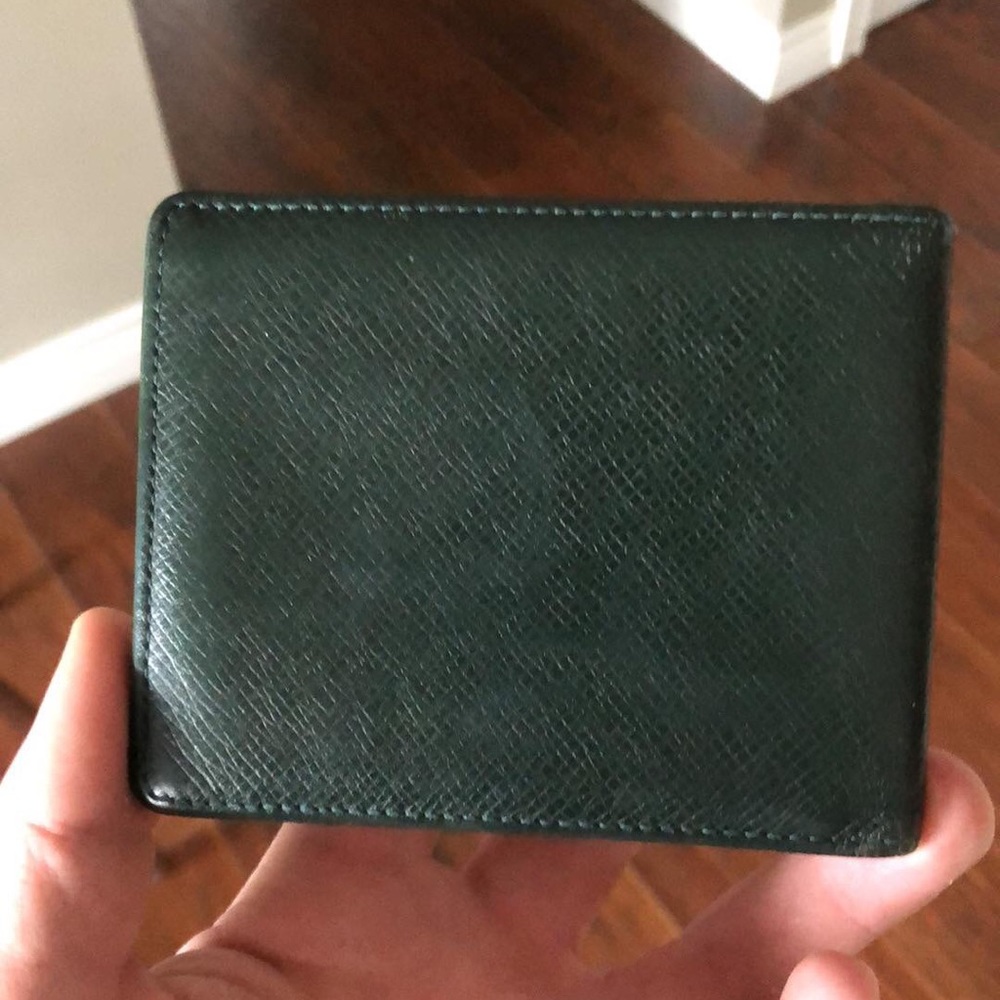 SOLD❗️Dark Green Louis Vuitton Bifold - Picture 8 of 8